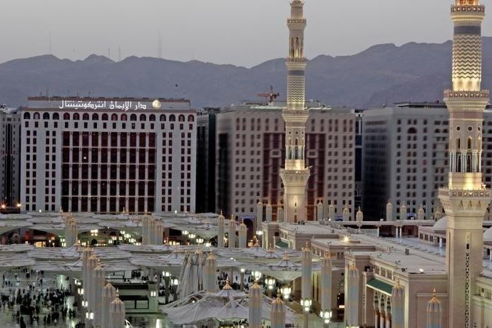 فندق دار الإيمان إنتركونتيننتال
