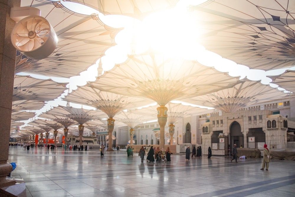صفات أهل المدينة المنورة