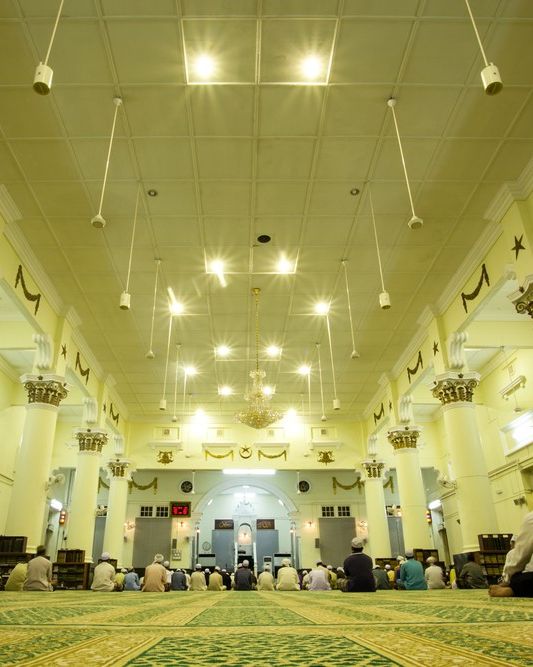 المدينة